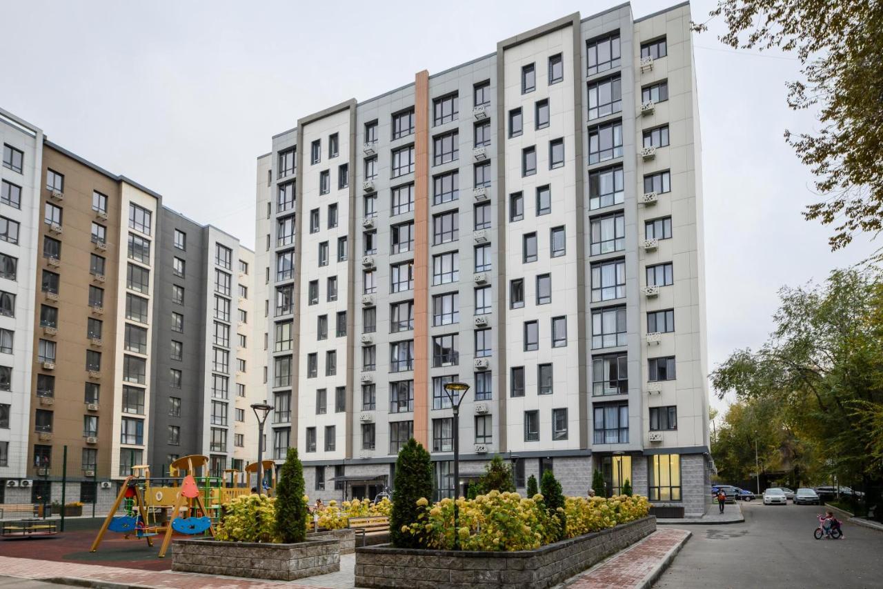 Как Дома -Квартира В Центре На 4 Человек Almatî Exterior foto
